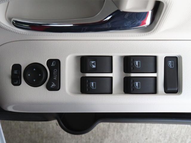 ムーヴキャンバスストライプスＧ　届出済未使用車　バックカメラ　１年間無料保証電動パーキングブレーキ　コーナーセンサー　電格ドアミラー　Ｂｌｕｅｔｏｏｔｈ　ｉ−ｓｔｏｐ　シ−トヒ−タ−　地デジ　元試乗車　純正９型ディスプレイオーディオ　キーフリー　ＨＤＭＩ接続　オートエアコン（三重県）の中古車