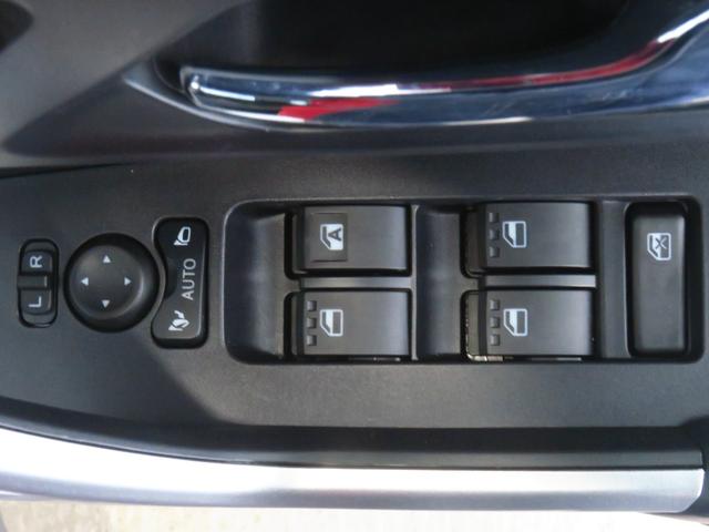 ロッキープレミアムＧ　ＨＥＶ　　　　　　バックカメラ　１年間無料保証電動パーキングブレーキ　コーナーセンサー　Ｂｌｕｅｔｏｏｔｈ　ＵＳＢ　　キーフリーシステム　地デジ　アイドリングストップ　シ−トヒ−タ−　ＬＥＤヘッドランプ　記録簿　純正９型ディスプレイオーディオ（三重県）の中古車