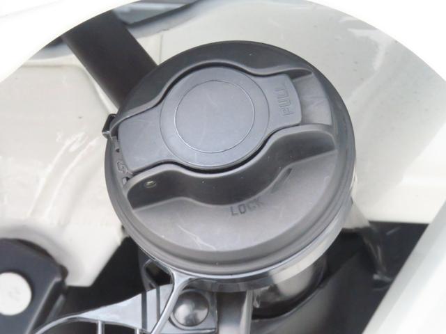 ハイゼットトラックスタンダード 4WD CVT 荷台ゴムマット 1年間無料保証コーナーセンサー アイドリングストップ 点検記録簿 パワステ オートライト 1オーナー あゆみ板掛け レベリング マニュアルエアコン AM/FMラジオ 衝突回避支援ブレーキ ペダル踏み間違い抑制(三重県)の中古車