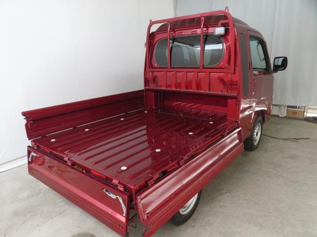 ハイゼットトラックジャンボエクストラ　　４ＷＤ　届出済未使用車　１年間無料保証デフロック　キーフリー　コーナーセンサー　ゲートチェーン　あゆみ板掛け　マニュアルエアコン　パワーウィンドウ　　　電動格納ミラー　ＬＥＤヘッドライト　衝突回避支援ブレーキ　ペダル踏み間違い抑制　ＣＶＴ（三重県）の中古車