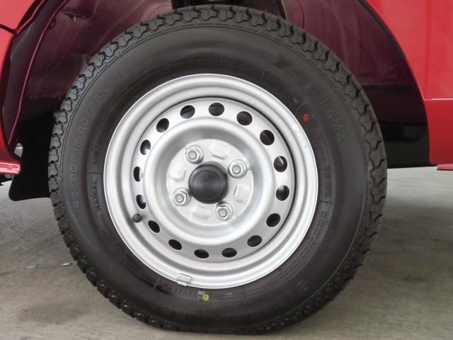 ハイゼットトラックジャンボエクストラ　　４ＷＤ　届出済未使用車　１年間無料保証デフロック　キーフリー　コーナーセンサー　ゲートチェーン　あゆみ板掛け　マニュアルエアコン　パワーウィンドウ　　　電動格納ミラー　ＬＥＤヘッドライト　衝突回避支援ブレーキ　ペダル踏み間違い抑制　ＣＶＴ（三重県）の中古車