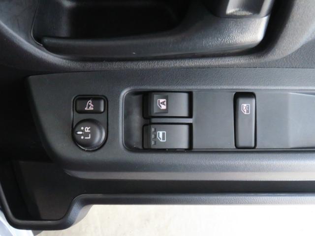 ハイゼットカーゴクルーズ　２ＷＤ　ＣＶＴ　マニュアルエアコン　１年間無料保証コーナーセンサー　アイドリングストップ　ワンオーナー車　点検記録簿　電動格納式ミラー　衝突安全ボディ　キーフリー　オートライト　ＡＢＳ　パワーウィンドウ　レベリング　衝突回避支援ブレーキ（三重県）の中古車