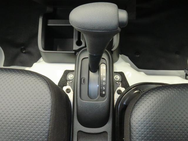 ハイゼットトラックスタンダード 4WD CVT レベリング 1年間無料保証コーナーセンサー アイドリングストップ 整備記録簿 パワステ オートライト 車線逸脱警告 あゆみ板掛け マニュアルエアコン AM/FMラジオ 衝突回避支援ブレーキ ペダル踏み間違い抑制(三重県)の中古車