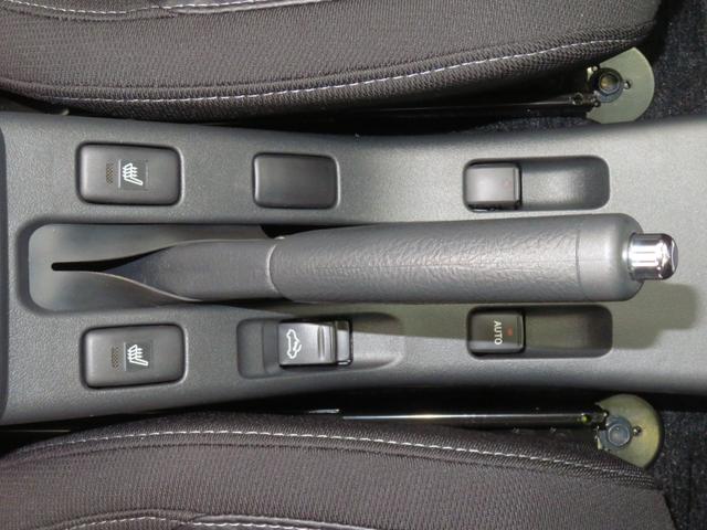 コペンセロ 届出済未使用車 オートエアコン 1年間無料保証運転席・助手席シートヒーター 元試乗車 ターボエンジン キーフリー AUTOライト ABS アルミホイール LEDヘッドライト コーナーセンサー パワーウィンドウ アイドリングストップ(三重県)の中古車