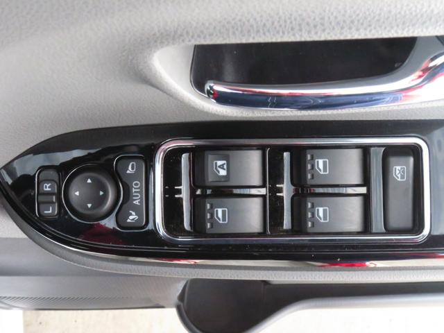 タントカスタムXセレクション オートエアコン 1年間無料保証運転席・助手席シートヒーター キーフリー LEDヘッドライト 電動格納ミラー オートライト アルミホイール パノラマカメラ 両側パワースライドドア コーナーセンサー 純正フロアマット パワーウィンドウ(三重県)の中古車