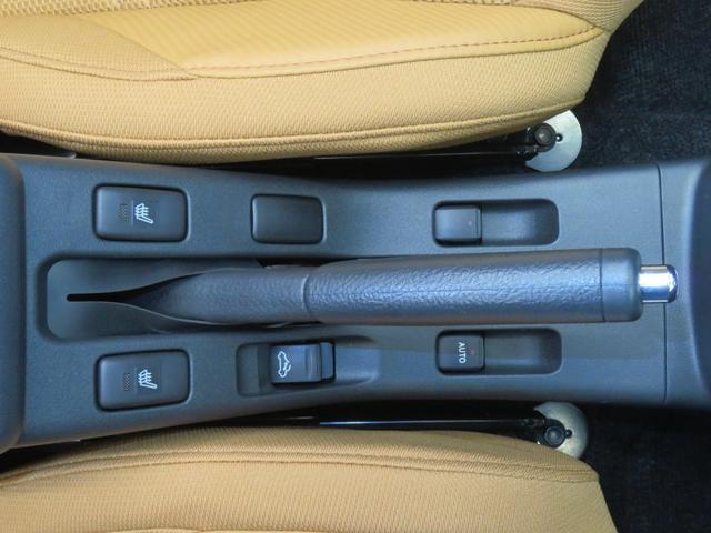 コペンローブ 届出済未使用車 オートエアコン 1年間無料保証運転席・助手席シートヒーター キーフリー ワンオーナー車 コーナーセンサー パワーウィンドウ 点検記録簿 ターボモデル アルミ アイドリングSTOP LEDヘッドライト(三重県)の中古車