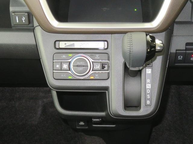ムーヴＲＳ　届出済未使用車　両側パワースライドドア　１年間無料保証電動パーキングブレーキ　コーナーセンサー　ワンオーナー　ブルートゥース　純正９型ディスプレイオーディオ　キーフリー　パノラマカメラ　ＨＤＭＩ接続　オートエアコン　衝突回避支援ブレーキ　ワイヤレス充電（三重県）の中古車