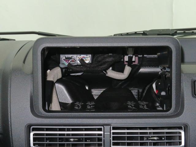 ハイゼットトラックジャンボエクストラ 2WD 届出済未使用車 1年間無料保証荷台作業照明 ゲートチェーン キーフリー あゆみ板掛け コーナーセンサー マニュアルエアコン 記録簿 Aストップ ワンオーナー 電動格納式ミラー パワーウィンドウ CVT 衝突回避支援ブレーキ(三重県)の中古車