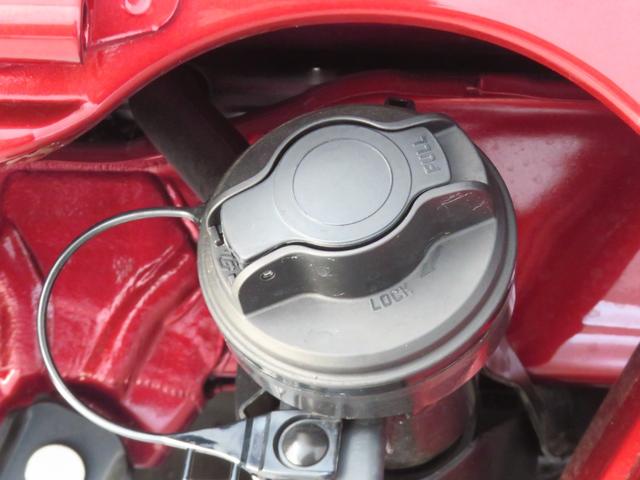 ハイゼットトラックジャンボエクストラ 2WD 届出済未使用車 1年間無料保証荷台作業照明 ゲートチェーン キーフリー あゆみ板掛け コーナーセンサー マニュアルエアコン 記録簿 Aストップ ワンオーナー 電動格納式ミラー パワーウィンドウ CVT 衝突回避支援ブレーキ(三重県)の中古車