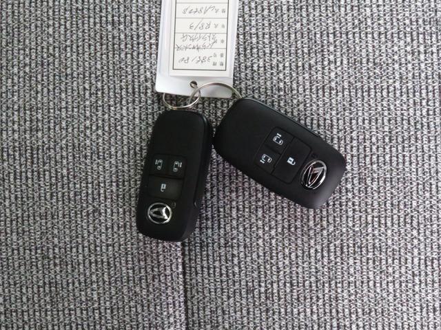 ムーヴキャンバスストライプスＧ　届出済未使用車　バックカメラ　１年間無料保証電動パーキングブレーキ　コーナーセンサー　純正９型ディスプレイオーディオ　両側パワースライドドア　ブルートゥース　１オーナー　電動格納式ドアミラー　地デジ　試乗車ＵＰ　運転席・助手席シートヒーター（三重県）の中古車