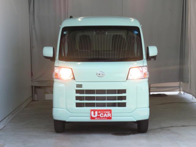 ハイゼットカーゴクルーズ　　　２ＷＤ　ＣＶＴ　届出済未使用車　１年間無料保証コーナーセンサー　アイドリングストップ　地デジ　電動格納式ミラー　両側手動スライドドア　点検記録簿　キーフリー　バックカメラ　純正９型ディスプレイオーディオ　マニュアルエアコン　衝突回避支援ブレーキ（三重県）の中古車