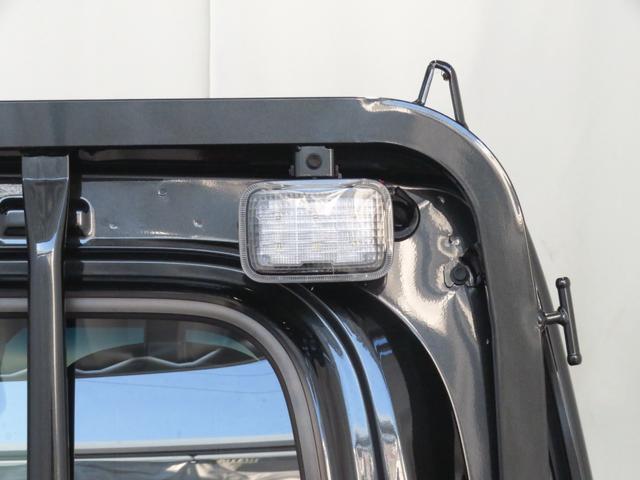 ハイゼットトラックＥＸＴ　　　　２ＷＤ　ＣＶＴ　届出済未使用車　１年間無料保証アイドリングストップ　コーナーセンサー　ゲートチェーン　レベリング　荷台作業照明　マニュアルエアコン　パワーウィンドウ　キーフリー　オートライト　ＡＢＳ　ワンオーナー　車線逸脱警報　電動格納式ミラー（三重県）の中古車