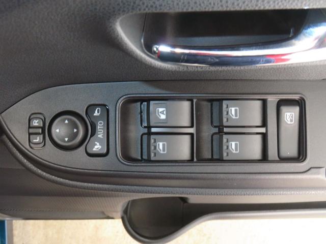 タントカスタムＲＳ　　運転席・助手席シートヒーター　１年間無料保証電動パーキングブレーキ　コーナーセンサー　パノラマカメラ　キーフリー　両側パワースライドドア　　電動格納ミラー　ＬＥＤヘットライト　オートエアコン　衝突回避支援ブレーキ　ペダル踏み間違い抑制（三重県）の中古車