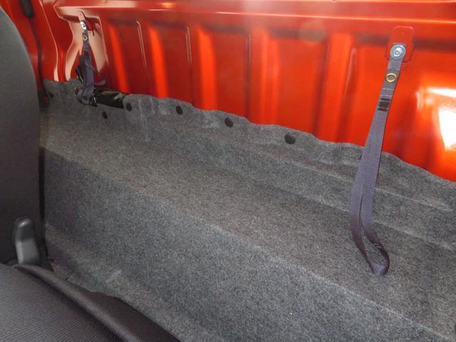 ハイゼットトラックジャンボエクストラ　　　　　　４ＷＤ　ＣＶＴ　１年間無料保証荷台作業照明　ゲートチェーン　キーフリー　デフロック　マニュアルエアコン　荷台ゴムマット　１オーナー　電動格納ミラー　パワーウィンドウ　コーナーセンサー　純正フロアマット　Ａライト　ＬＥＤヘットライト（三重県）の中古車