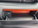 元試乗車　衝突回避支援システム　電動格納ドアミラー　ＥＴＣ車載器　運転席・助手席シートヒーター　車線逸脱警報装置　ＬＥＤヘッド　衝突安全ボディ　盗難防止システム　Ａライト　１オーナー　コーナーセンサー（三重県）の中古車
