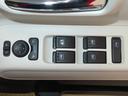 電動パーキングブレーキ　コーナーセンサー　元ディーラー代車　ワンオーナー　キーフリー　ＬＥＤヘッドライト　両側パワースライドドア　バックカメラ　オートエアコン　パワーウィンドウ　電動格納ミラー（三重県）の中古車