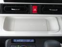 電動パーキングブレーキ　コーナーセンサー　シ−トヒ−タ−　地デジ　元ディーラー代車　レーンキープ　キーフリー　純正９型ディスプレイオーディオ　パノラマカメラ　ＨＤＭＩ接続　Ｂｌｕｅｔｏｏｔｈ対応（三重県）の中古車