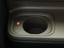 電動パーキングブレーキ　コーナーセンサー　ワンオーナー　電動格納ミラー　ＬＥＤライト　レーンアシスト　ＥＴＣ車載器　パノラマカメラ　運転席・助手席シートヒーター　キーフリー　オートエアコン（三重県）の中古車