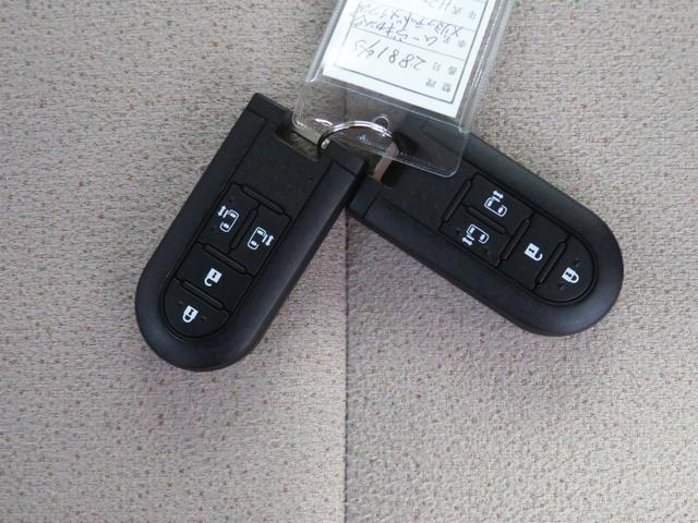 ムーヴキャンバスXリミテッドメイクアップ SAIII 1年間無料保証Bカメラ 1オーナー ブルートゥース USB レーンアシスト DVD オートライト キーフリー オートエアコン 両側パワースライドドア パワーウィンドウ 純正フロアマット 7型ディスプレイオーディオ(三重県)の中古車