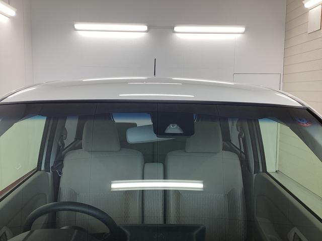 ムーヴＸ　ＳＡII衝突被害軽減ブレーキ　横滑り防止装置　アイドリングストップ　ステアリングスイッチ　オートライト　キーフリーシステム　オートエアコン　モニター付きオーディオ　マット　バイザー（岐阜県）の中古車