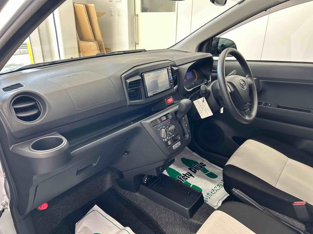 ミライースＬ　ＳＡIII衝突被害軽減ブレーキ　横滑り防止装置　オートハイビーム　アイドリングストップ　オートライト　キーレス　エアコン　ナビ　ドラレコ　マット　バイザー（岐阜県）の中古車