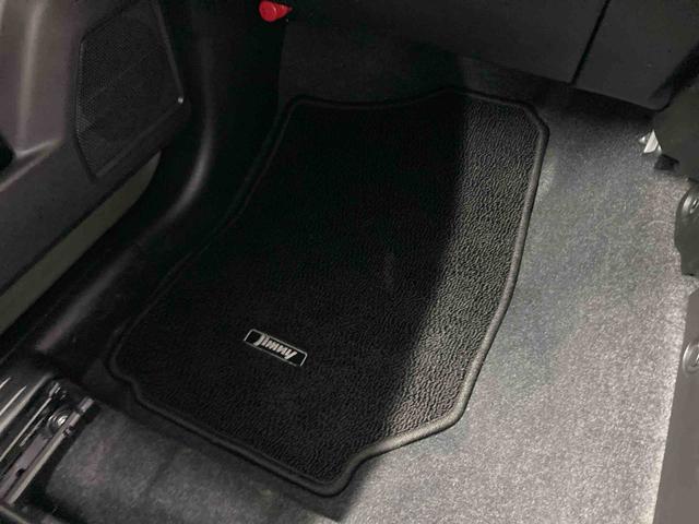 ジムニーＸＣ衝突被害軽減ブレーキ　横滑り防止装置　ステアリングスイッチ　オートライト　キーフリーシステム　オートエアコン　社外ナビ　バックカメラ　ＥＴＣ　マット（岐阜県）の中古車