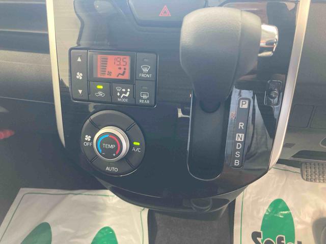 タントＸ　ＶＳ　ＳＡIII衝突被害軽減ブレーキ　横滑り防止装置　オートマチックハイビーム　アイドリングストップ　ステアリングスイッチ　オートライト　キーフリーシステム　オートエアコン　純正アルミホイール　両側電動スライドドア（岐阜県）の中古車