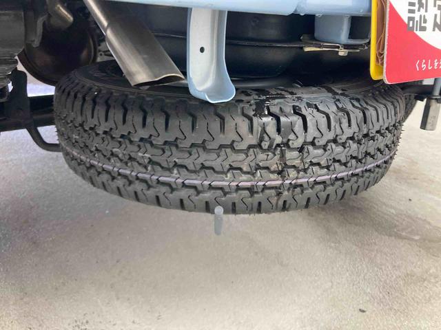 ハイゼットトラックエクストラＳＡIIIｔ衝突被害軽減ブレーキ　横滑り防止装置　キーレス　エアコン　エアバッグ　パワーウィンドウ　バイザー　マット　ナビ　ドライブレコーダー　パートタイム４ＷＤ　ＡＴ　スペアタイヤ　ＬＥＤ　フロントメッキ（岐阜県）の中古車