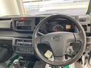 衝突被害軽減ブレーキ　横滑り防止装置　４ＷＤ　ＭＴ　エアコン　パワステ　ラジオ　マット　バイザー（岐阜県）の中古車