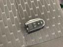 衝突被害軽減ブレーキ　横滑り防止装置　アイドリングストップ　両側電動スライドドア　純正アルミホイール　ナビ　バックカメラ　バイザー　マット　ドライブレコーダー　ステアリングスイッチ　革巻きハンドル（岐阜県）の中古車