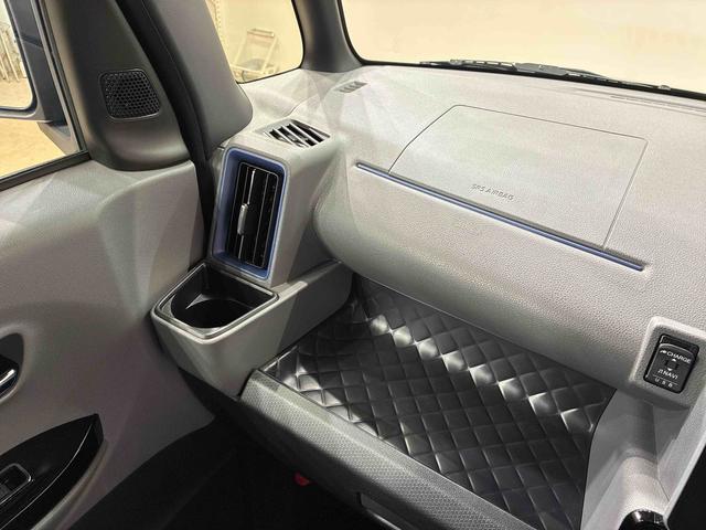 タントカスタムＲＳセレクション４ＷＤ　ＥＴＣ　アルミホイール　シートヒーター　ターボ　オートマチックハイビーム　衝突防止システム　ＬＥＤヘッドランプ　レーンアシスト　スマートキー　記録簿　禁煙車　ワンオーナー（北海道）の中古車