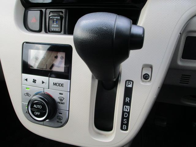 ムーヴＸリミテッドII　ＳＡIII４ＷＤ　スマートアシスト　夏冬タイヤ　ＬＥＤヘッドライト　オートライト　オートエアコン　ダイハツ純正ナビ　リモコンエンジンスターター　ＥＴＣ車載器　運転席シートヒーター　アイドリングストップ（北海道）の中古車