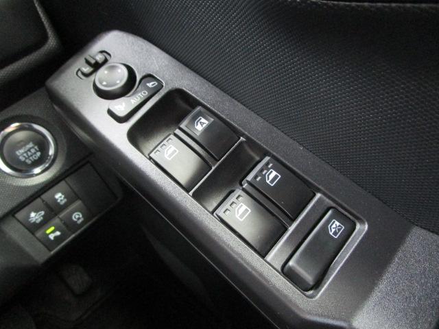 タフトG4WD スマートアシスト ガラスルーフ LEDヘッドライト オートライト オートエアコン オーディオレス 運転席助手席シートヒーター 前後コーナーセンサー アルミホイール アイドリングストップ(北海道)の中古車