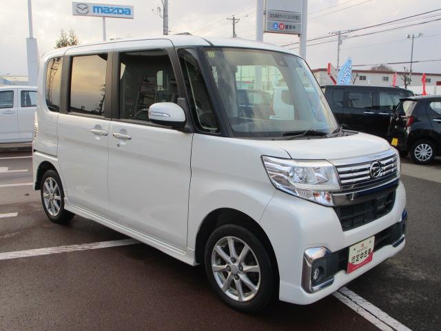 タントカスタムＸ　ＳＡII４ＷＤ　両側パワースライドドア　ダイハツ純正ナビ　バックモニター　リモコンエンジンスターター　ＬＥＤヘッドライト　オートライト　オートエアコン　キーフリーシステム　スマートアシスト　アルミホイール（北海道）の中古車