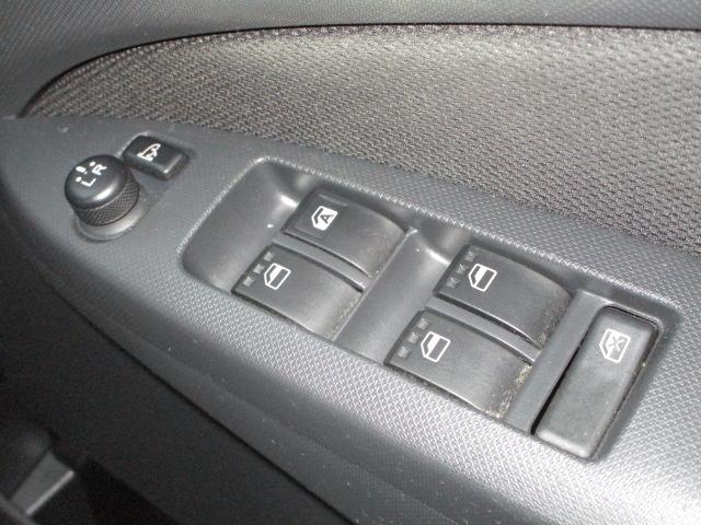 ムーヴカスタム　Ｘリミテッド　ＳＡ４ＷＤ　夏冬タイヤ　カーナビ　バックモニター　キーフリーシステム　オートエアコン　アイドリングストップ　スマートアシスト　ＶＳＣ（横滑り抑制機能）（北海道）の中古車