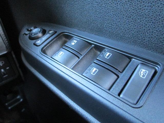 タントX4WD 両側スライドドア左電動 LEDヘッドライト オートライト ダイハツ純正ナビ バックモニター リモコンエンジンスターター オートエアコン キーフリーシステム 前後コーナーセンサー(北海道)の中古車