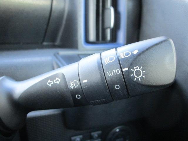 タントカスタムＸ４ＷＤ　両側パワースライドドア　ＬＥＤヘッドライト　オートライト　オートエアコン　運転席助手席シートヒーター　オーディオレス　デジタルメーター　キーフリーシステム　アイドリングストップ（北海道）の中古車