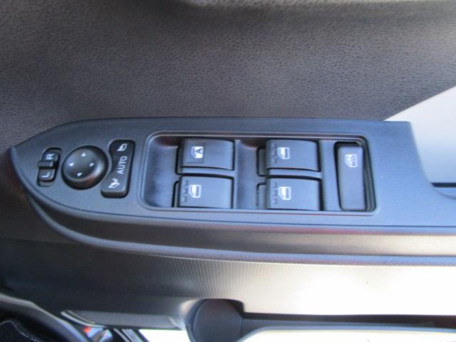 タントＸ４ＷＤ　スマホ連携ディスプレイオーディオ　両側スライドドア左電動　ＬＥＤヘッドライト　オートライト　オートエアコン　運転席助手席シートヒーター　アイドリングストップ　ＶＳＣ（横滑り抑制機能）（北海道）の中古車