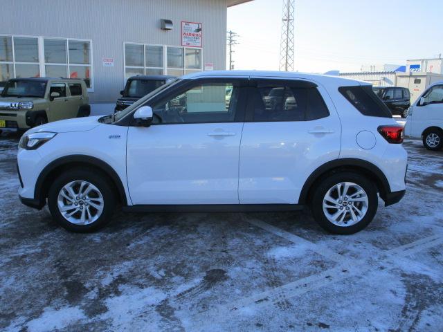 ロッキーX HEV2WD ハイブリッド LEDヘッドライト オートライト 夏冬タイヤ オートエアコン オーディオレス シートヒーター 前後コーナーセンサー(北海道)の中古車