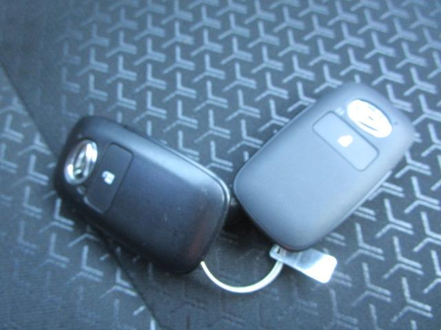 ロッキーX HEV2WD ハイブリッド LEDヘッドライト オートライト 夏冬タイヤ オートエアコン オーディオレス シートヒーター 前後コーナーセンサー(北海道)の中古車