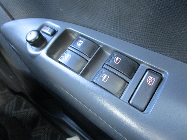 タントカスタムXスペシャル4WD 左パワースライドドア HIDヘッドライト フォグランプ キーフリーシステム カーナビ リモコンエンジンスターター(北海道)の中古車