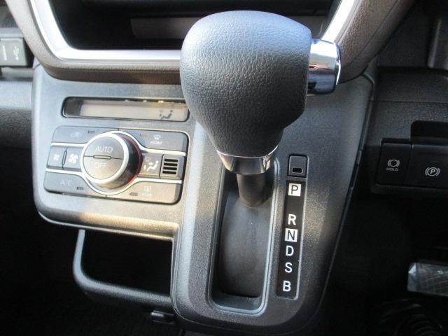 ムーヴＧ４ＷＤ　夏冬タイヤ　スマホ連携ディスプレイオーディオ　バックモニター　ワイヤレス充電器　キーフリーシステム　オートエアコン　ＬＥＤヘッドライト　電動パーキングブレーキ　アイドリングストップ（北海道）の中古車