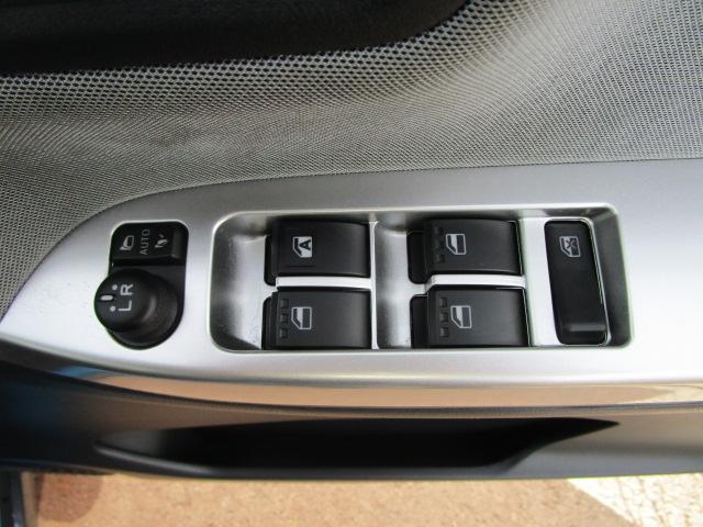 キャストアクティバＧ　リミテッド　ＳＡIII４ＷＤ　夏冬タイヤ　ＤＶＤオーディオ　パノラマモニター　リモコンエンジンスターター　ＬＥＤヘッドライト　オートライト　シートヒーター　キーフリーシステム　オートエアコン　アイドリングストップ（北海道）の中古車