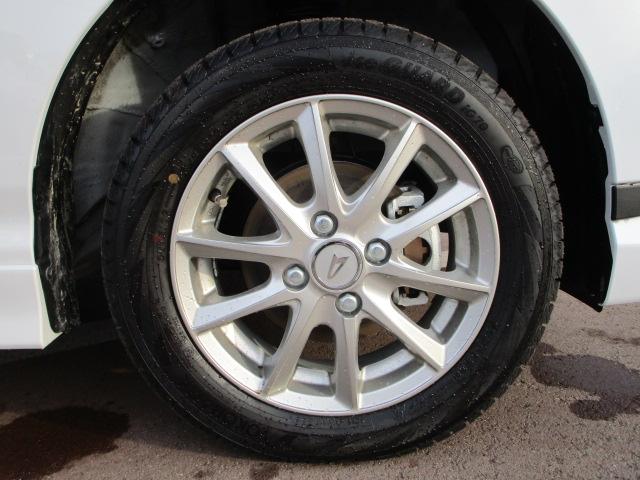 ムーヴＧ４ＷＤ　夏冬タイヤ　両側スライドドア左電動　スマホ連携ディスプレイオーディオ　バックモニター　ワイヤレス充電器　ＬＥＤヘッドライト　オートライト　オートエアコン　電動パーキングブレーキ（北海道）の中古車