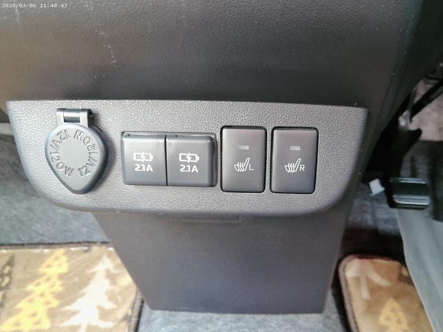 ミラトコットＧ　リミテッド　ＳＡIII４ＷＤ　ＬＥＤヘッドライト　オートライト　オートエアコン　キーフリーシステム　ＣＤ／ＵＳＢ／ＢＴオーディオ　リモコンエンジンスターター　運転席助手席シートヒーター　アイドリングストップ（北海道）の中古車