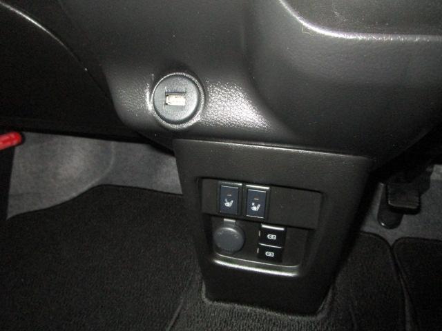 ハスラーＪスタイルIIターボ４ＷＤ　夏冬タイヤ　スズキ純正ナビ　全方位モニター　ＥＴＣ車載器　クルーズコントロール　運転席助手席シートヒーター　スマートキー　ＬＥＤヘッドライト　オートライト　アイドリングストップ（北海道）の中古車