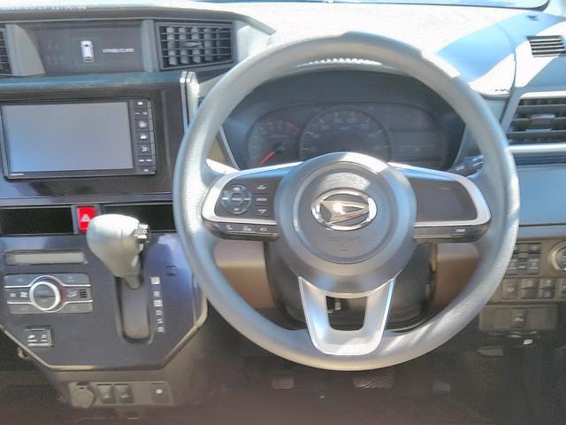 トールＧ４ＷＤ　両側パワースライドドア　夏冬タイヤ　ダイハツ純正ナビ　パノラマモニター　リモコンエンジンスターター　ＬＥＤヘッドライト　オートライト　後席テーブル　シートヒーター　前後コーナーセンサー（北海道）の中古車