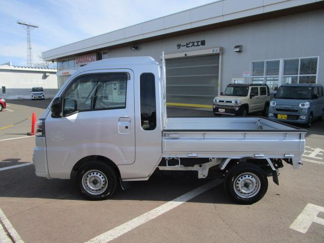 ハイゼットトラックジャンボエクストラパートタイム４ＷＤ　５速マニュアルシフト　キーフリーシステム　ＣＤチューナー　前後コーナーセンサー　メッキフロントガーニッシュ　ＬＥＤヘッドライト　オートライト　アイドリングストップ（北海道）の中古車