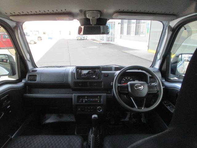 ハイゼットトラックジャンボエクストラパートタイム４ＷＤ　５速マニュアルシフト　キーフリーシステム　ＣＤチューナー　前後コーナーセンサー　メッキフロントガーニッシュ　ＬＥＤヘッドライト　オートライト　アイドリングストップ（北海道）の中古車