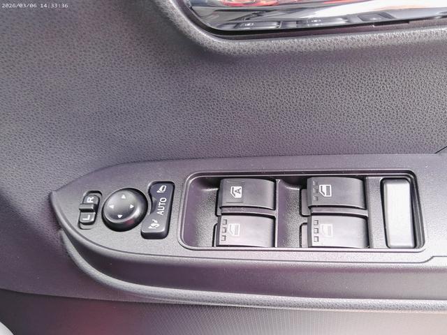 タントカスタムRS4WD 両側パワースライドドア LEDヘッドライト オートライト 運転席助手席シートヒーター オートエアコン 後席テーブル 前後コーナーセンサー アイドリングストップ アルミホイール オーディオレス(北海道)の中古車